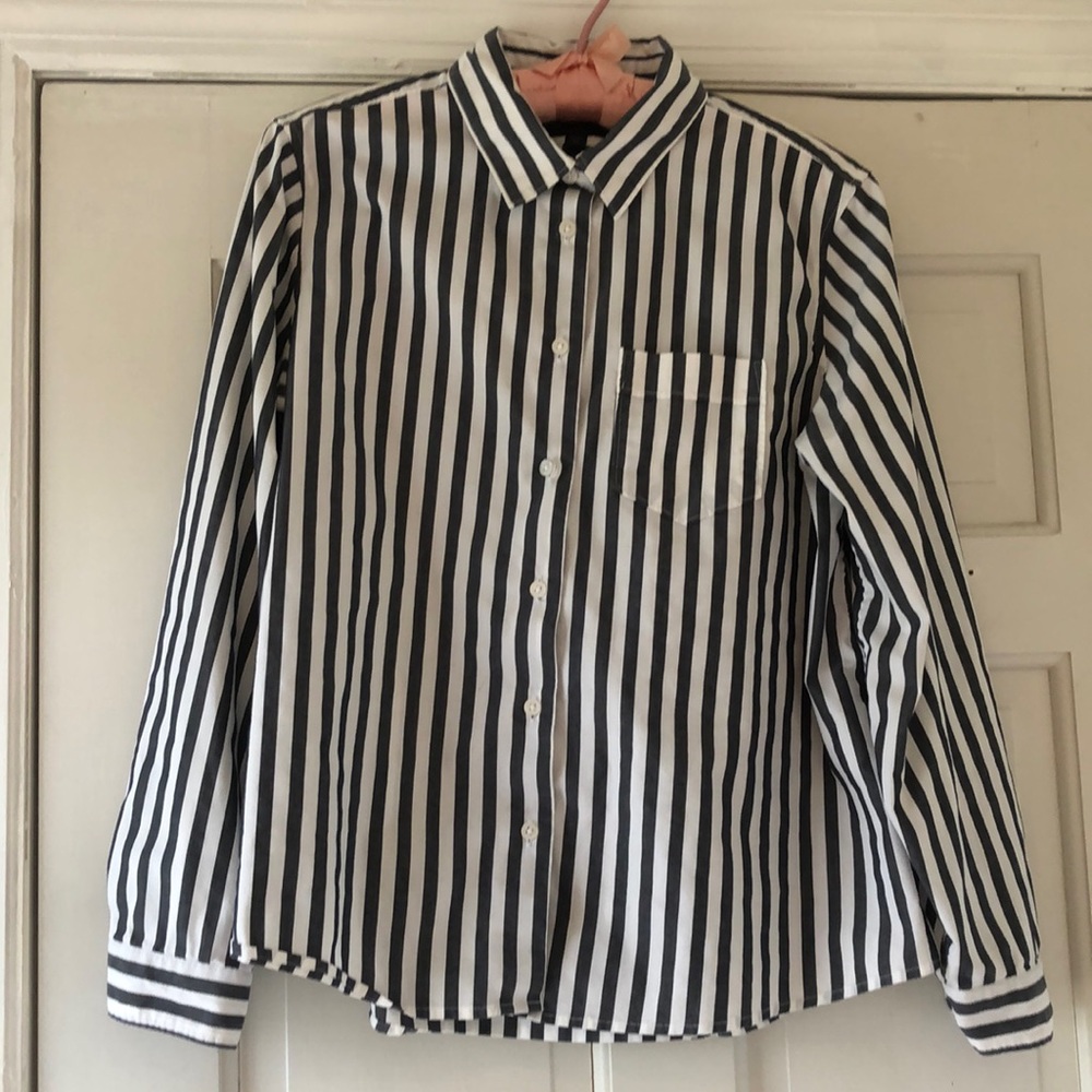 Striped cotton/poly Quinn button-down boy fit shirt